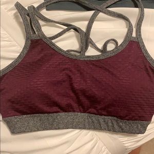 sports bra